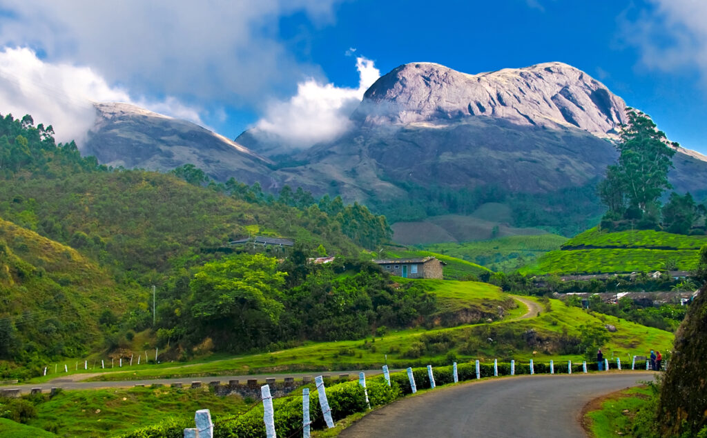 Kerala on Two Wheels - The 10 most beautiful places to cycle